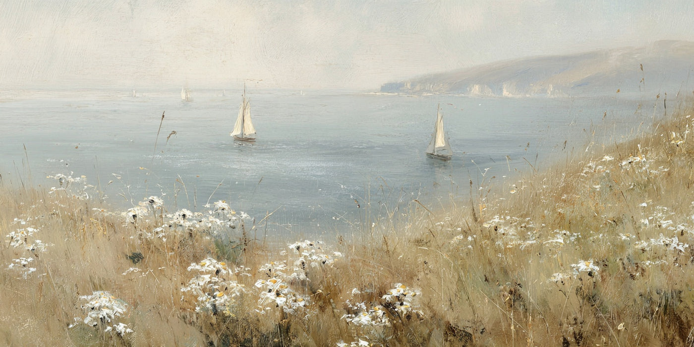 Leinwanddruck: Ruhige Küstenlandschaft mit Segelbooten und Blumen